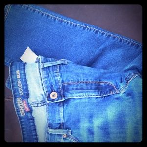 Womens Levi's jeans